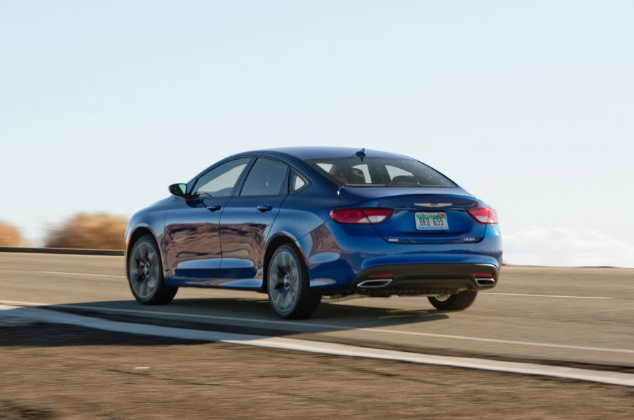  Chrysler 200 S 2014 года  (фото 47 из 69)